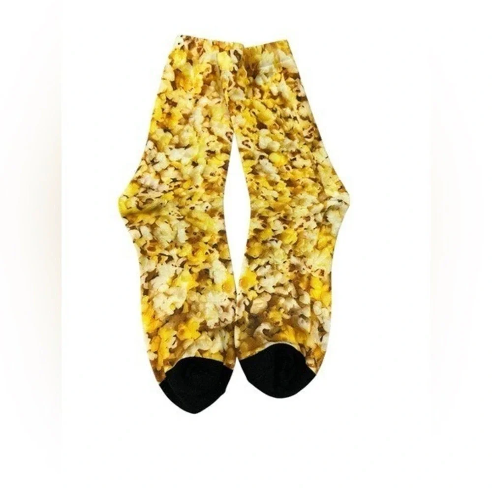 NEW adult crew socks one size pop corn‎